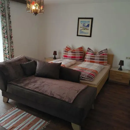 Apartamento Am Lift 2 *