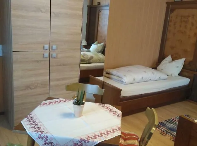 فيرينونونغن آم ليفت 2